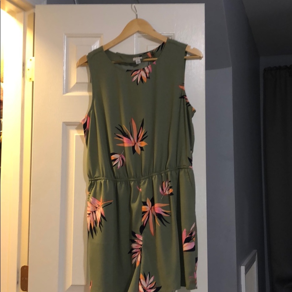 women’s army green romper